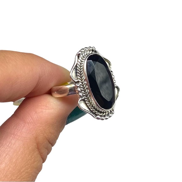 Black Onyx Ring Size 6 Solid 925 Sterling Silver Long Oval Shaped Boho Stone - Picture 9 of 9
